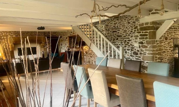 Plouzane Villa | Longère Bretonne à 10 Minutes des Plages