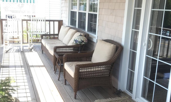 Long Beach House | Long Beach Getaway! Discounted Availability for extended stays August 13 onward!