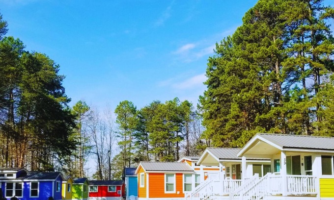 Steele Creek Cabin | Long Cove Resort & Marina