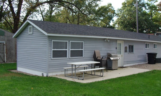 Coldwater Cottage | Long House- On Pointe Lakefront Resort