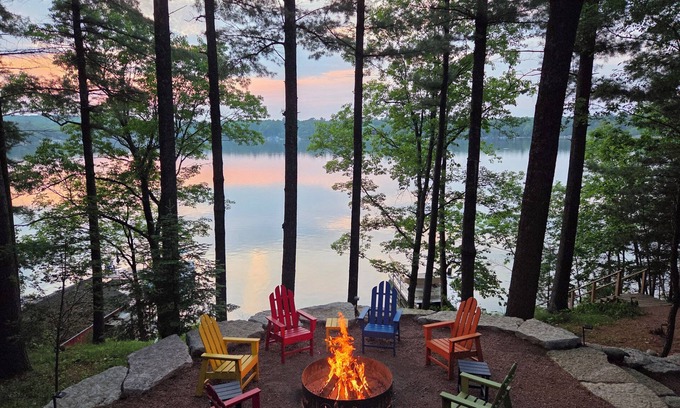 Pine River House | Long Lake Escape with Hot Tub & Pontoon Rental