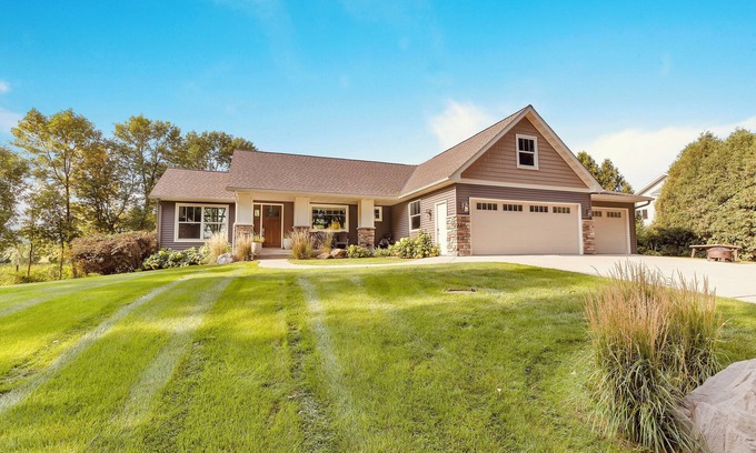 Willmar House | Long Lake Vacay