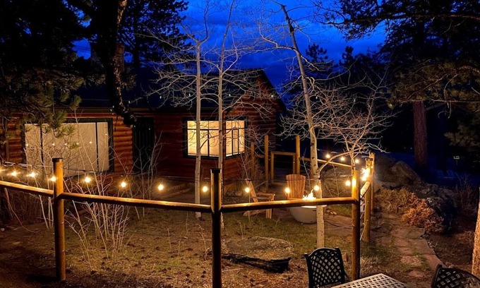 Estes Park Cabin | Long's Peak Retreat.Escape.Explore.Revive