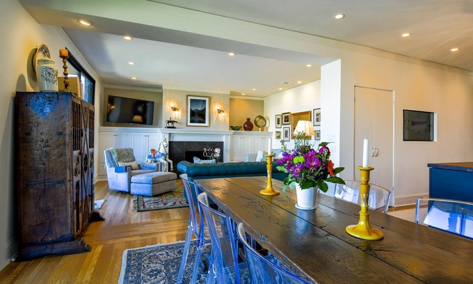 Pacific Heights Condo | LONG TERM 2 BR/2 BA EXECUTIVE VIEW FURNISHED RENTAL