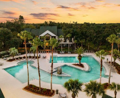 Bearss Plaza Apartment | Long Term Stays Allowed Budget Friendly & Pool