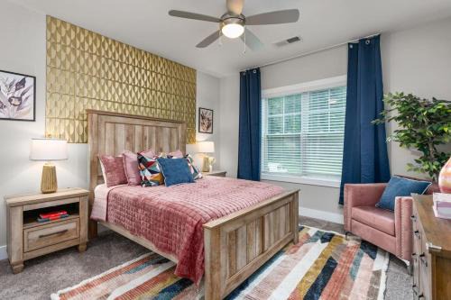 Greensboro Apartment | Long-term Stays in Greensboro 1 BD 1 BA