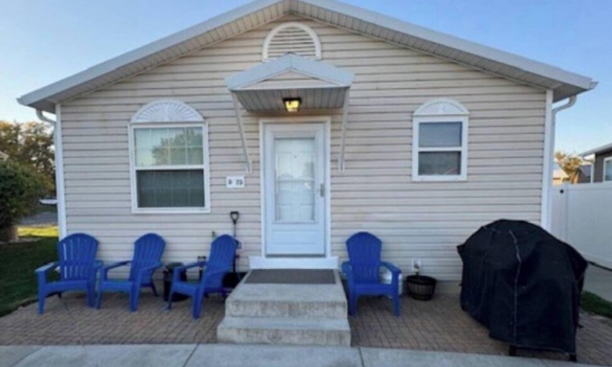 West End House | Long-term two bedroom basement rental in Billings
