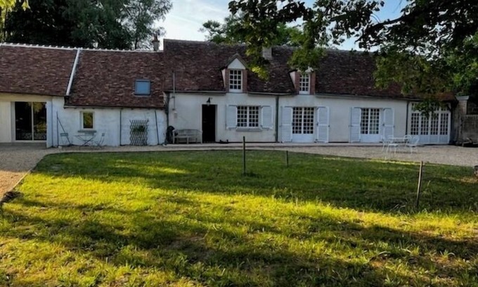 Gy-en-Sologne Cottage | LONGERE EN SOLOGNE - 30 MINUTES FROM THE CHATEAUX DE LA LOIRE AND BEAUVAL ZOO