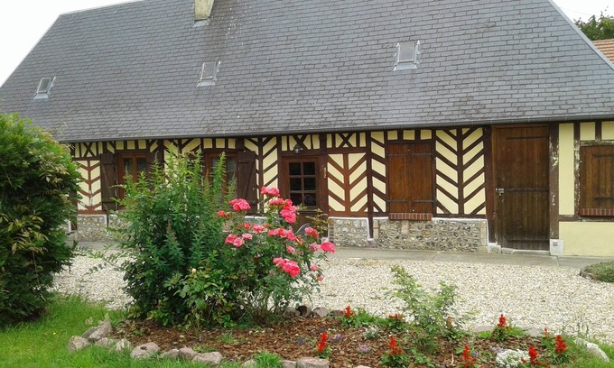 Etreville House | LONGERE IN PEACE 25 mins FROM HONFLEUR
