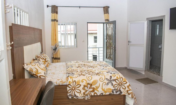 Buea Apartment | Longho Lodge Bundoma - Buea