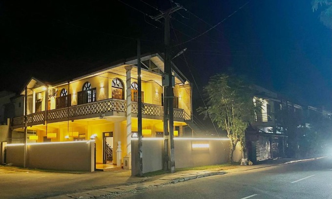 Negombo Hotel | LongStay by Rivinson