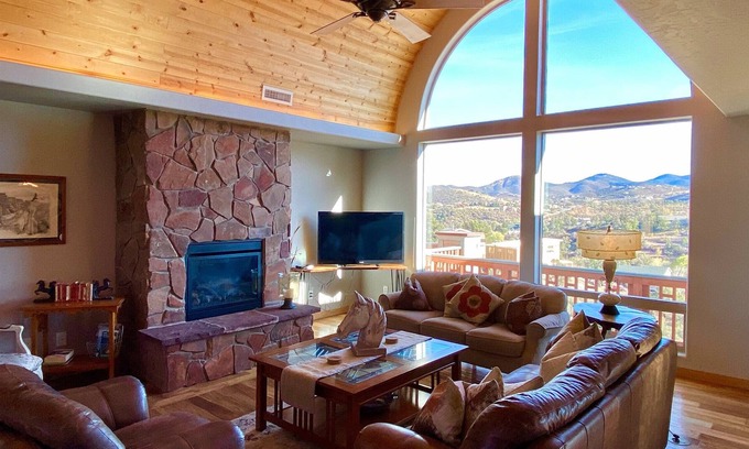 Diamond Valley House | Longview Lodge - Prescott Cabin Rentals
