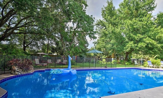 Longwood Apartment | Longwood Suite w/ Pool by Seminole Wekiva Trail!