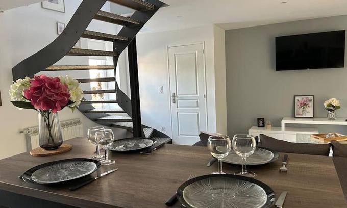 Digoin Apartment | LONOMA - Maison entière terrasse couverte et jardin clos