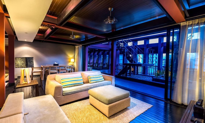 Si Yaek Maha Nak House | LoogChoob Homestay
