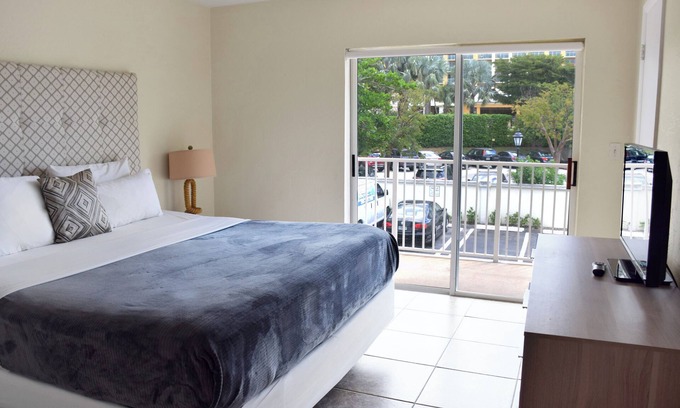 Key Biscayne Apartment | Look No Further! 2 Amazing Suites, Living Room and Full Kitchen, Outdoor Pool