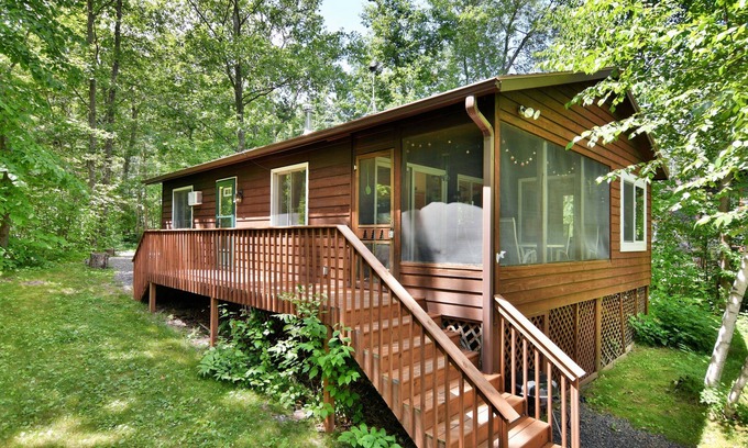 Stone Lake House | Look no further, Sunset Retreat is your vacation spot!