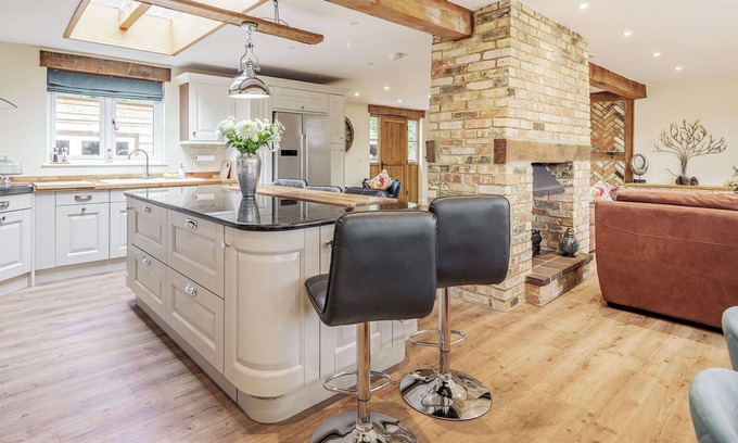Bedford Cottage | Look no further than this perfect holiday property for your next stay with family and friends.