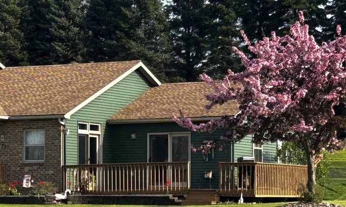 Brockport House | looking for a beautiful place to stay. So close to everything yet so private