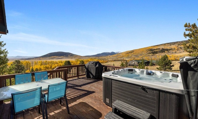 Warm Springs Cabin | Lookout Lodge/New Private Hot Tub/Panoramic Views