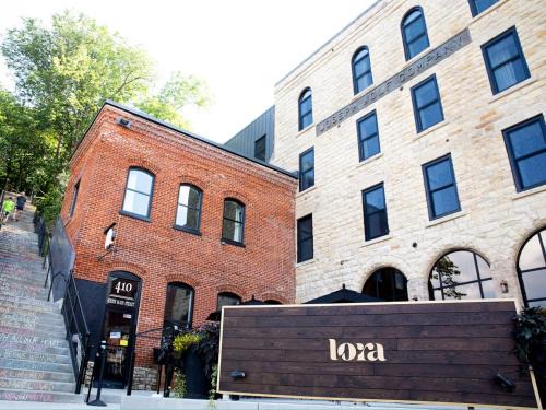 Stillwater Hotel | Lora