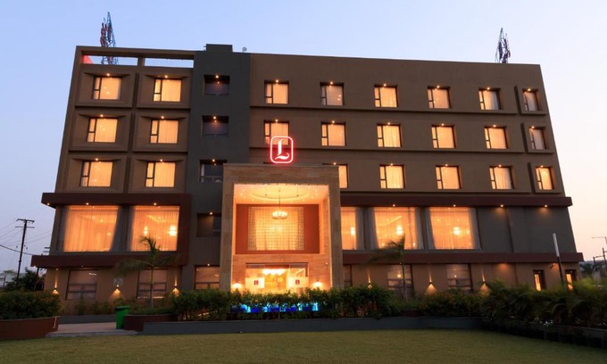 Jamnagar Hotel | Lords Eco Inn Jamnagar - Apple Gate