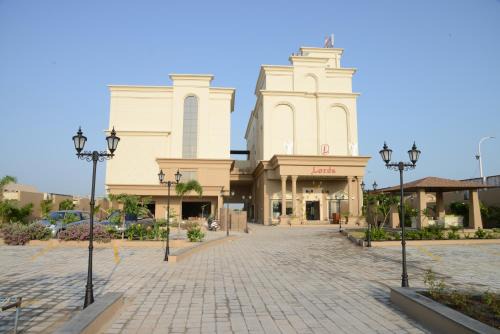 Jamnagar Hotel | Lords Inn Jamnagar -Motikhavdi