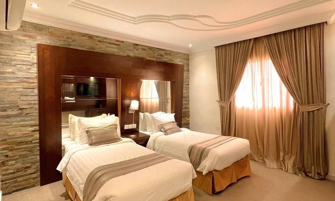 Sari Street Hotel | loren serviced Apartment Alslamah