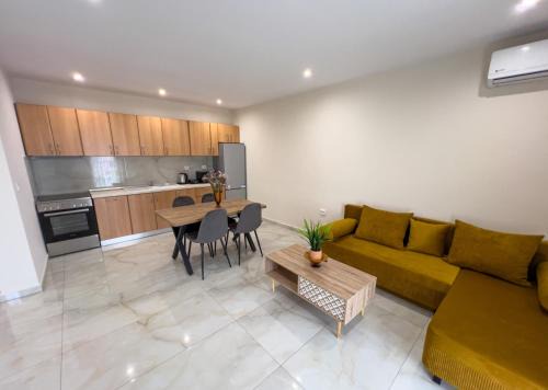 Prinos Apartment | Loridis Central Apartments