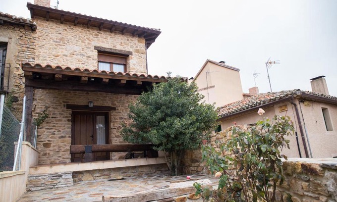 Horcajuelo de la Sierra Apartment | Los Acebos