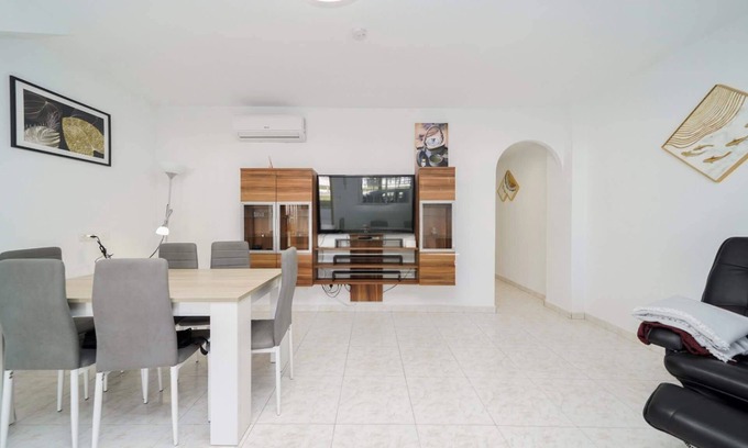 Los Alcazares Apartment | Los Alcazares - Modern Apartment - 3 Beds - 2 Bath