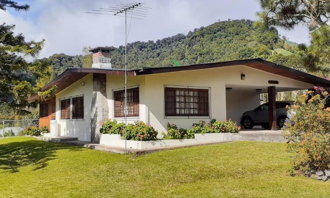 Cerro Punta Ski Chalet | Los Alessandria