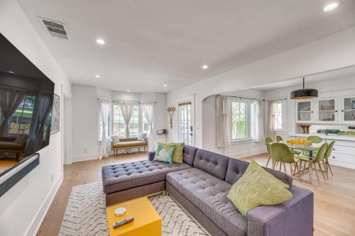 Eagle Rock House | Los Angeles Family Home with Deck about 7 Mi to Downtown