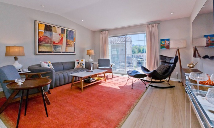 Palm Springs Condo | Los Balcones de Palm Springs Mid-Century Modern Designer Condo, City ID #068484