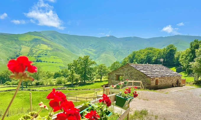 Vega de Pas House | Los Caballos: Your Perfect Cabin