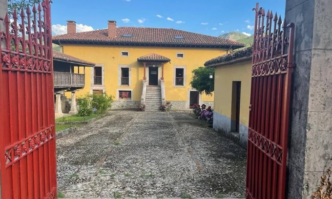 Margolles House | Los Campos