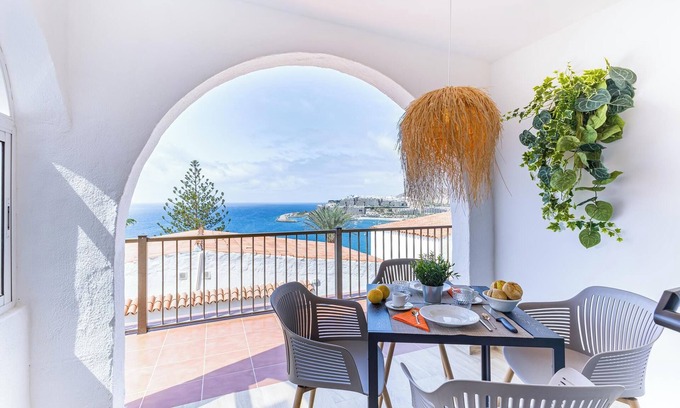 Patalavaca Apartment | Los Canarios 527 by VillaGranCanaria