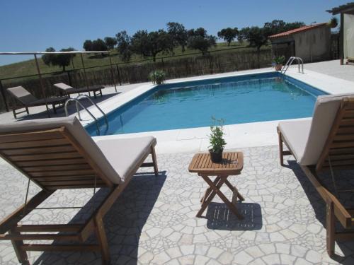 La Roca de la Sierra House | Los Chozos de la Roca
