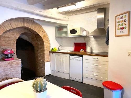 Ariza Apartment | Los Cuatro Cantones - Con BARBACOA