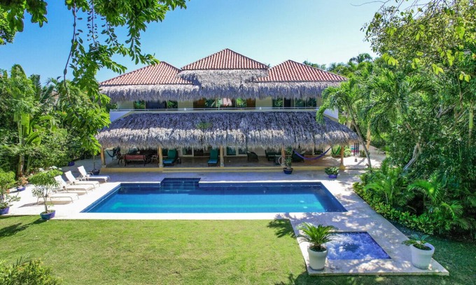 Punta Cana Villa | Los Ensueños: Dream villa near beach w/pool, Jacuzzi, housekeeper & golf cart