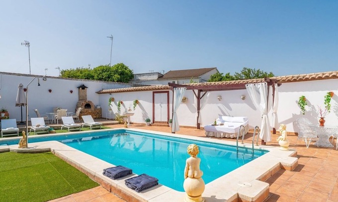 Penaflor Villa | Los Mellizos Peñaflor by Ruralidays