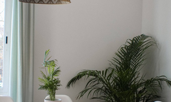 Sant Marti Apartment | Lost Garden NEW! Special Monthly Rental 4BR 2BTH