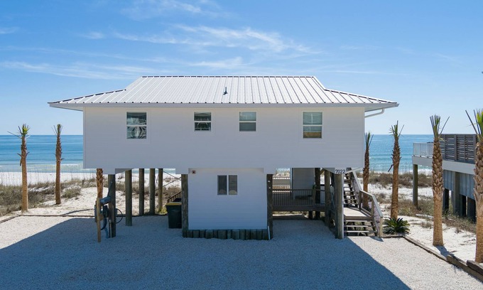 Surf Side Shores House | Lost Palms. Great 2 bedroom 2 bath home that sits directly on the Gulf front.