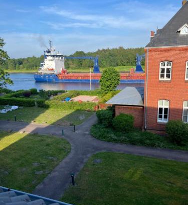 Schulp b. Rendsburg Apartment | Lotsenstation am Nord Ostsee Kanal