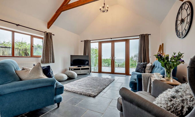 Brazzacott House | Lottie's Mill Barn - Three Bedroom House, Sleeps 6