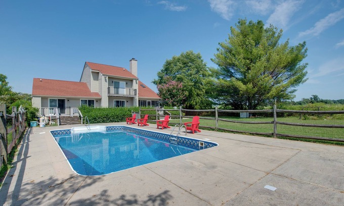 Lottsburg House | Lottsburg House w/ Private Pool + Fireplace