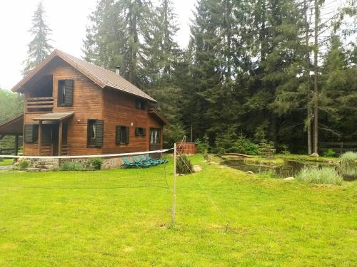 Joseni House | Lotus chalet