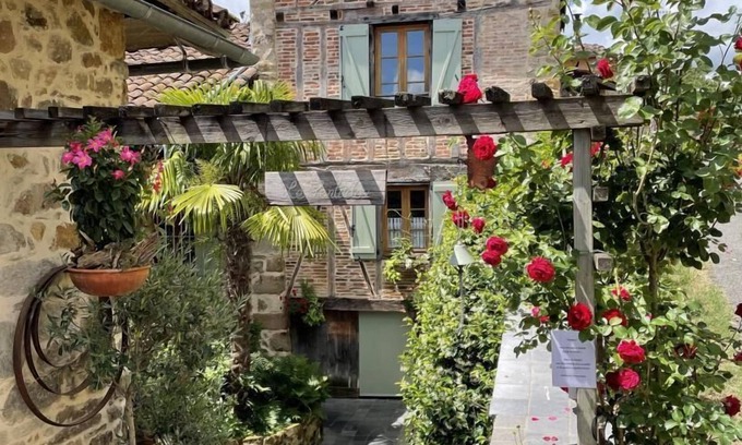 Felzins House | Lou Costalou - FELZINS