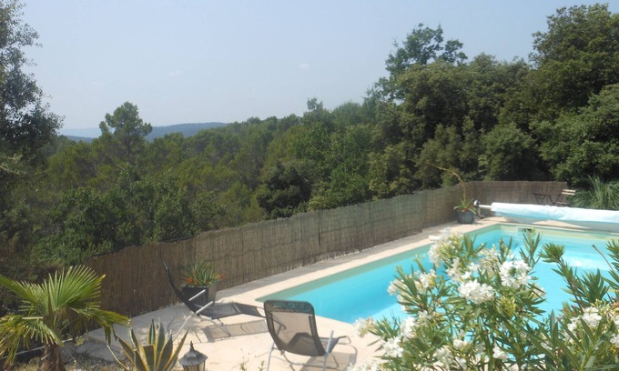 Flayosc Apartment | Lou Farniente, gite with swimming pool near village air-conditioning 4 * comfort