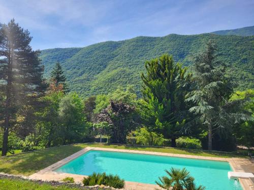 Roquesteron Bed & Breakfast | Lou mas del ranc